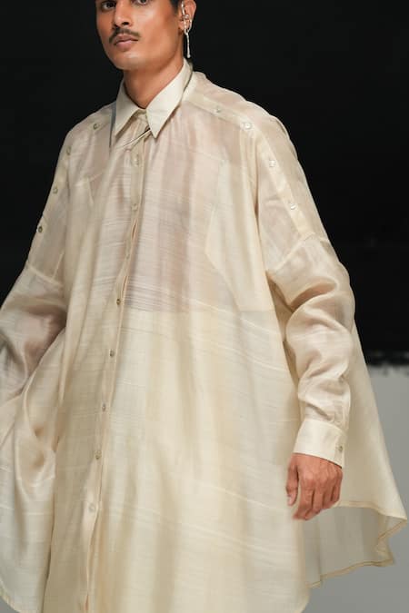 Buy_Urvashi Kaur_White Chanderi Silk Designer Handloom Kurta _Online_at_Aza_Fashions