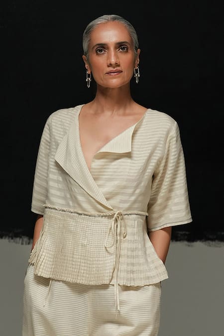 Urvashi Kaur_Cream Maheshwari, Silk Open Neck, Handwoven Top _Online_at_Aza_Fashions