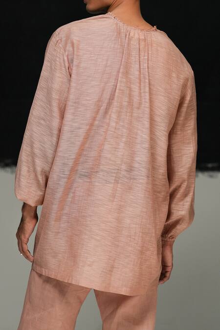 Buy Urvashi Kaur Pink Chanderi Designer Tiera Kurta Online at Aza Fashions Buy_Urvashi Kaur_Pink Chanderi Designer Tiera Kurta _Online_at_Aza_Fashions