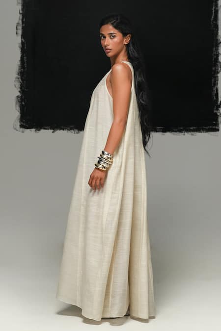 Urvashi Kaur White Cotton, Silk Plunge Neck Silica Dress Online at Aza Fashions Urvashi Kaur_White Cotton, Silk Plunge Neck Silica Dress _Online_at_Aza_Fashions