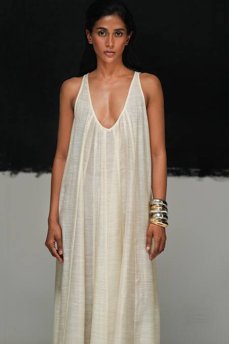 Buy Urvashi Kaur White Cotton, Silk Plunge Neck Silica Dress Online at Aza Fashions Buy_Urvashi Kaur_White Cotton, Silk Plunge Neck Silica Dress _Online_at_Aza_Fashions