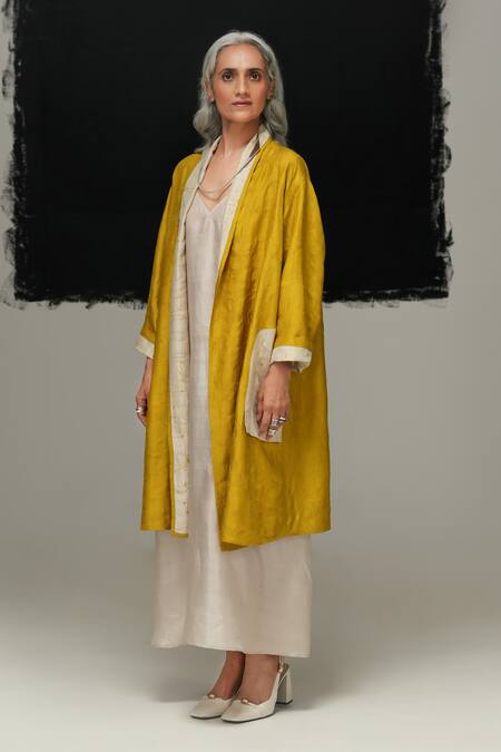 Urvashi Kaur_Green Silk Embroidery Open Neck Yoru Handwoven Jacket _Online_at_Aza_Fashions