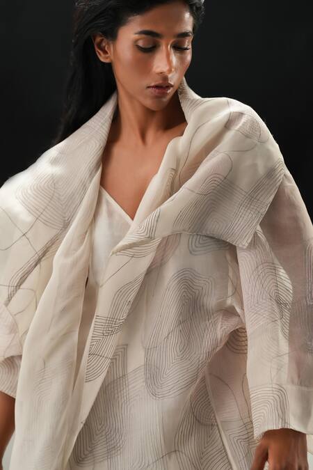 Buy_Urvashi Kaur_White Organza Embroidery Open Neck Designer Variable Jacket _Online_at_Aza_Fashions