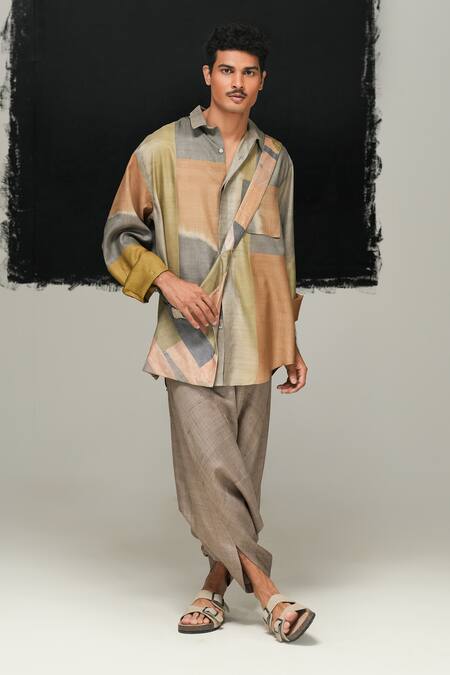 Urvashi Kaur Green Tussar Ibuku Pant In Avocado at Aza Fashions Urvashi Kaur_Green Tussar Ibuku Pant In Avocado _at_Aza_Fashions