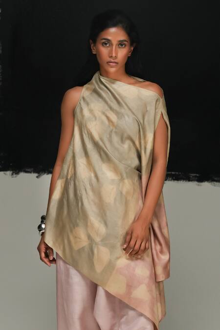 Urvashi Kaur_Multi Color Tussar, Silk Asymmetric Multicolor Handwoven Rika Top _at_Aza_Fashions