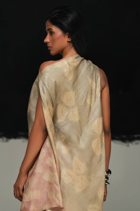 Buy_Urvashi Kaur_Multi Color Tussar, Silk Asymmetric Multicolor Handwoven Rika Top 