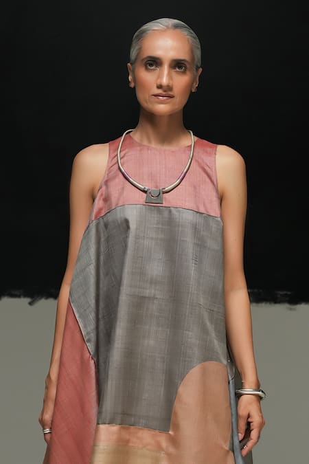 Urvashi Kaur Linen Round Neck Multicolor Handwoven Dress Online at Aza Fashions Urvashi Kaur_Linen Round Neck Multicolor Handwoven Dress _Online_at_Aza_Fashions