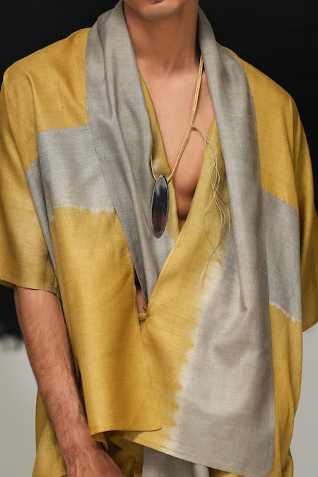 Buy_Urvashi Kaur_Yellow Tussar, Silk Kansui Hand Tie Dye Jacket _Online_at_Aza_Fashions