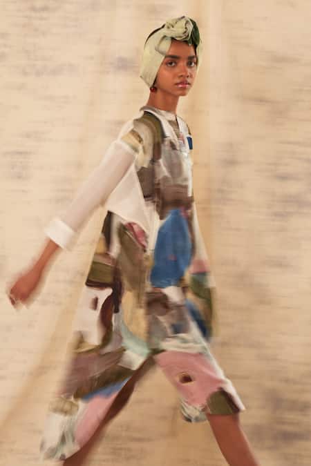 Buy_OFRIDA_Multi Color Cotton Round Neck Florence Batwing Dress _Online_at_Aza_Fashions