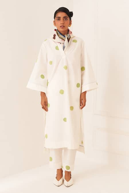 Buy_OFRIDA_White Cotton Limon Bf Pant _Online_at_Aza_Fashions