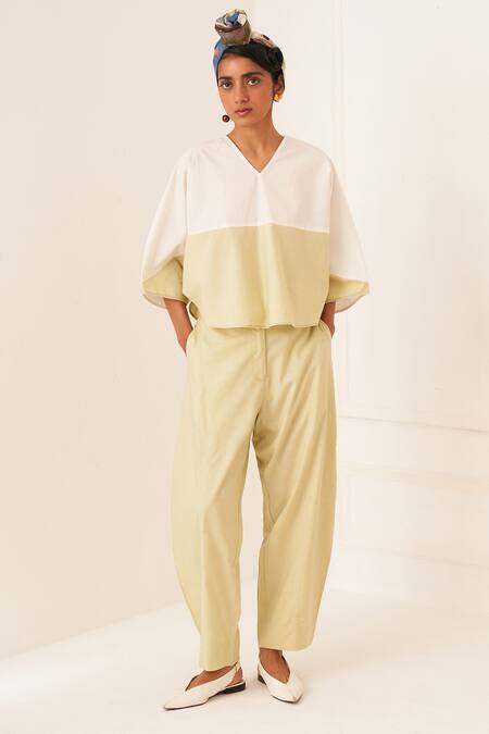 OFRIDA_White Cotton V-neck And Green Color Block Top _Online_at_Aza_Fashions