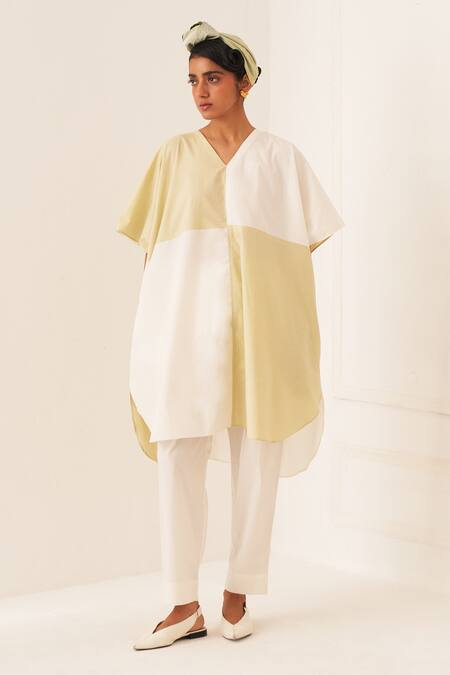 Buy OFRIDA White Cotton V-neck Limon Color Block Kaftan Online at Aza Fashions Buy_OFRIDA_White Cotton V-neck Limon Color Block Kaftan _Online_at_Aza_Fashions