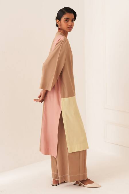 OFRIDA_Multi Color Cotton V-neck Multicolor Designer Turin Stft Kurta _Online_at_Aza_Fashions