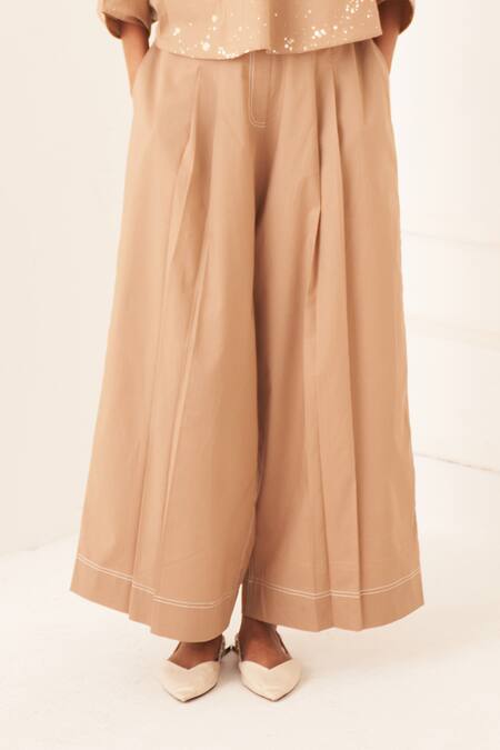 Buy OFRIDA Beige Cotton V-neck Designer Latte Yin Top Set Online at Aza Fashions Buy_OFRIDA_Beige Cotton V-neck Designer Latte Yin Top Set _Online_at_Aza_Fashions