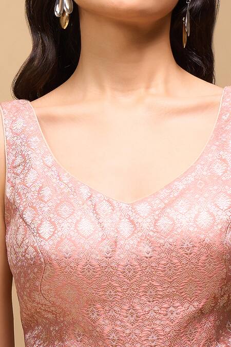 Samyukta Singhania_Peach Brocade, Tissue Embroidery Scoop Neck And Top Pant Set _Online_at_Aza_Fashions