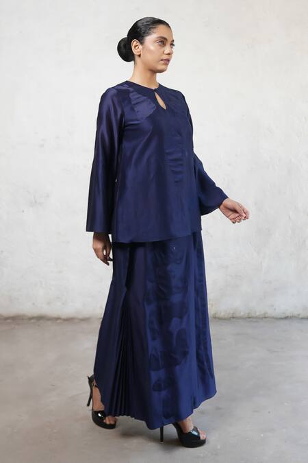 Shop Saksham & Neharicka Navy Cotton, Silk Applique Keyhole Neck Blue Co-ord Set Online at Aza Fashions Shop_Saksham & Neharicka_Navy Cotton, Silk Applique Keyhole Neck Blue Co-ord Set _Online_at_Aza_Fashions