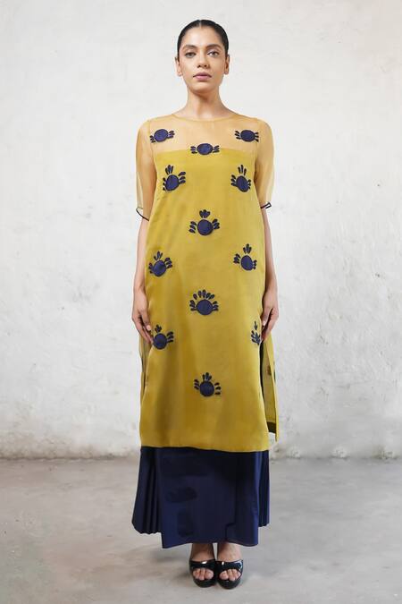 Saksham & Neharicka Yellow Silk Organza Applique Round Neck Kurta Online at Aza Fashions Saksham & Neharicka_Yellow Silk Organza Applique Round Neck Kurta _Online_at_Aza_Fashions