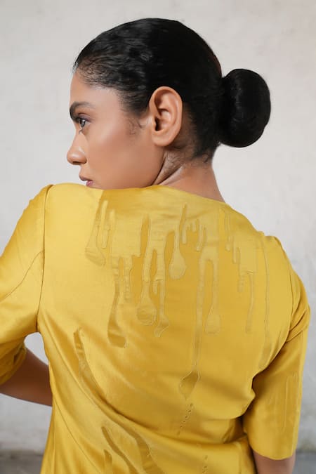 Buy Saksham & Neharicka Yellow Cotton, Silk Embroidery, Applique V-neck Ochre Kurta Set Online at Aza Fashions Buy_Saksham & Neharicka_Yellow Cotton, Silk Embroidery, Applique V-neck Ochre Kurta Set _Online_at_Aza_Fashions