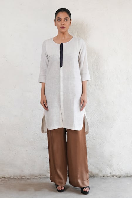 Saksham & Neharicka_White Linen Round Neck Designer Kurta _Online_at_Aza_Fashions