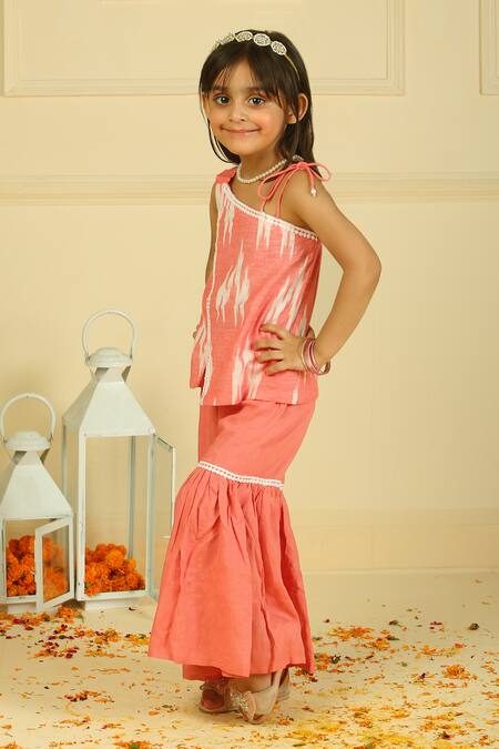 Pankhuri By Priyanka_Peach Cotton Ikkat Drawstring Kurta And Sharara Set _at_Aza_Fashions