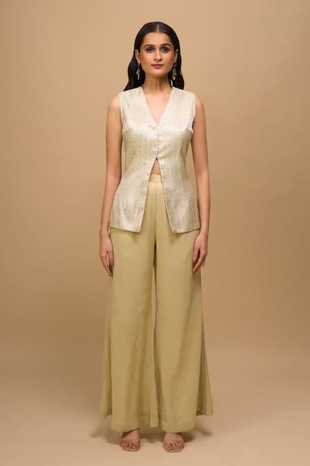 Samyukta Singhania_Mint Brocade, Tissue V-neck Green Top And Pant Set _at_Aza_Fashions