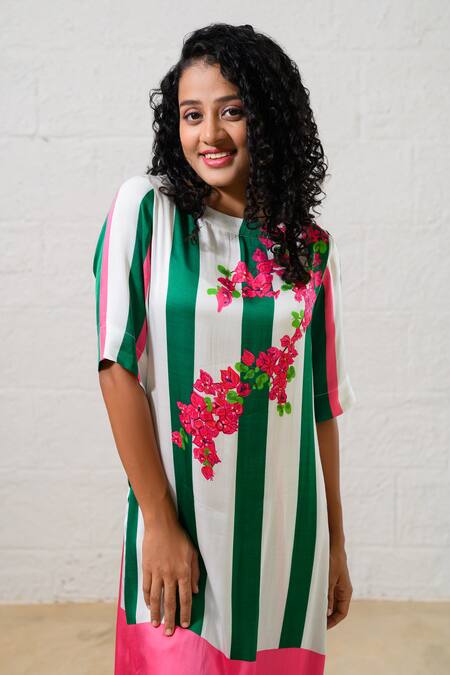 Shop Prachi Kamat Green Modal, Satin Embroidery Round Neck Striped Designer Kurta Set Online at Aza Fashions Shop_Prachi Kamat_Green Modal, Satin Embroidery Round Neck Striped Designer Kurta Set _Online_at_Aza_Fashions