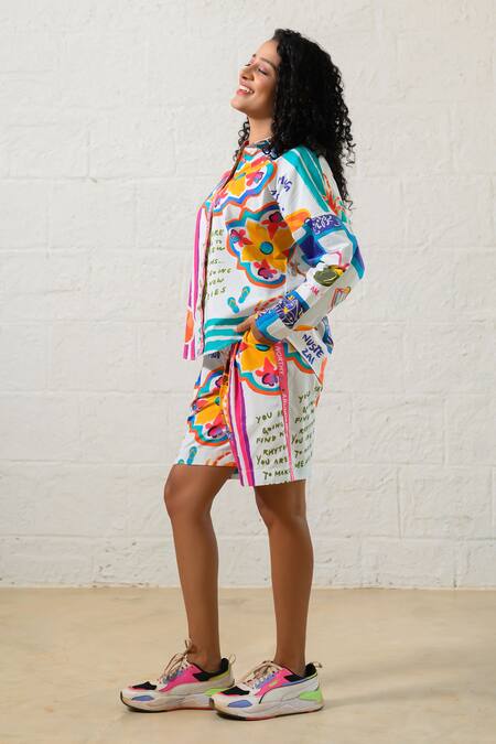 Prachi Kamat_Multi Color Poplin Collared Multicolor Designer Top And Shorts Set _Online_at_Aza_Fashions