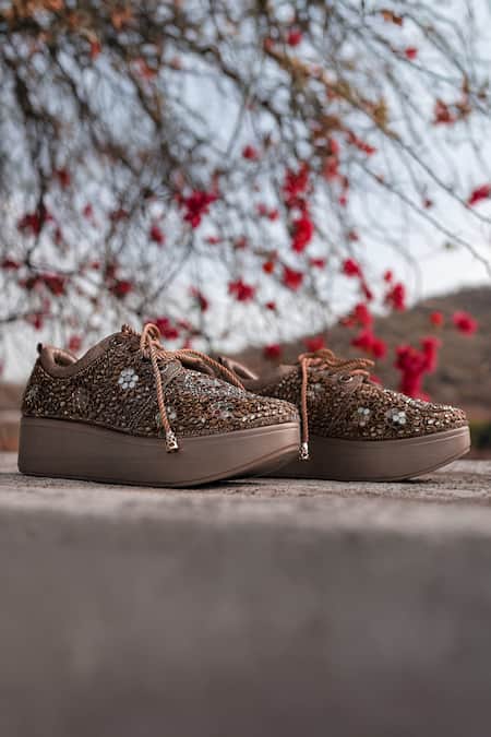 Shiveen Shiveen Vesper Embroidered Designer Sneakers 