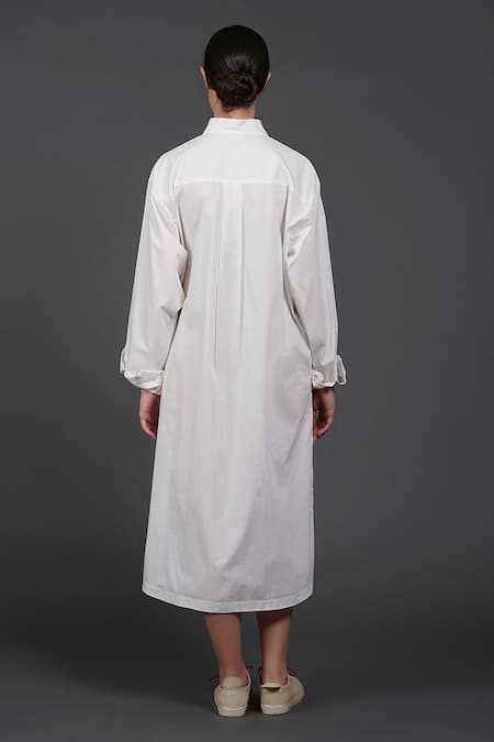 Shop Samant Chauhan White Cotton Collared Mono Tulip Shirt Dress at Aza Fashions Shop_Samant Chauhan_White Cotton Collared Mono Tulip Shirt Dress _at_Aza_Fashions
