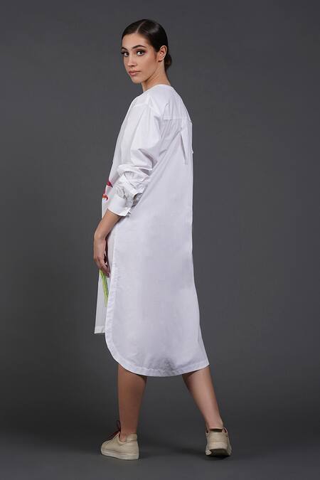 Buy Samant Chauhan White Cotton Round Neck Crimson Burst Shirt Dress Online at Aza Fashions Buy_Samant Chauhan_White Cotton Round Neck Crimson Burst Shirt Dress _Online_at_Aza_Fashions