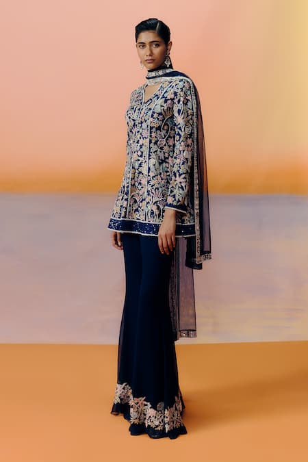 Buy Mishru Navy Organza, Georgette Embroidery Split V-neck Gina Kurta Set Online at Aza Fashions Buy_Mishru_Navy Organza, Georgette Embroidery Split V-neck Gina Kurta Set _Online_at_Aza_Fashions