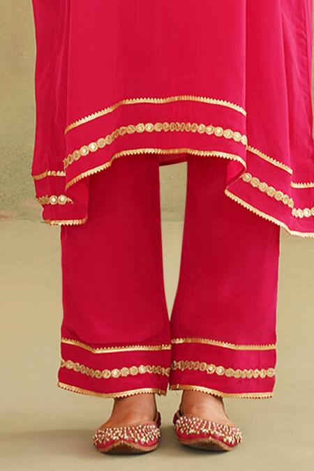 Midori By Sgv_Pink Crepe, Silk Sequins V-neck Hot Embroidered Kaftan Set _Online_at_Aza_Fashions