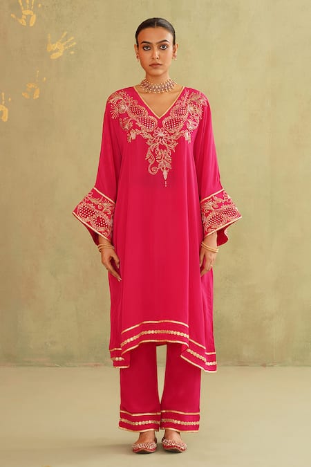 Midori By Sgv Hot Pink Embroidered Kaftan Set 
