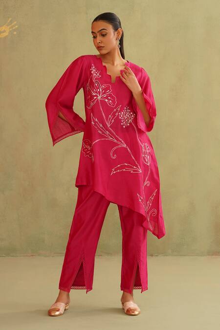 Shop_Midori By Sgv_Pink Cotton, Silk, Chanderi Sequins, Cut Work V-neck Stella Kurta Set _Online_at_Aza_Fashions