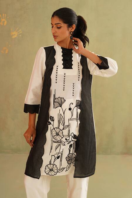 Midori By Sgv_Off White Cotton, Silk, Chanderi, Organza Sequins Round Neck Scalp Kurta Set _at_Aza_Fashions