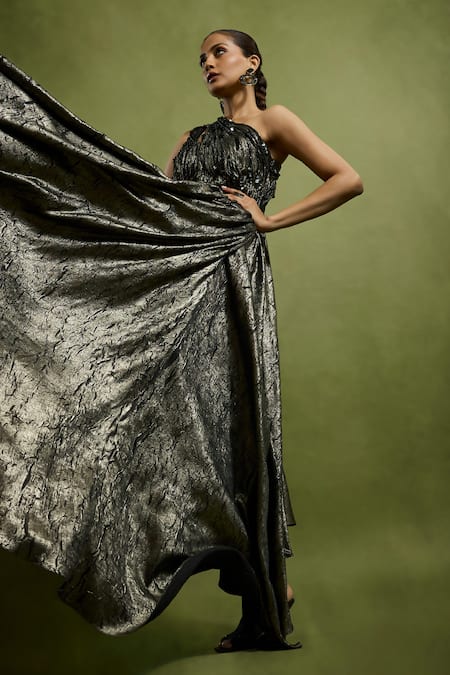 Babita Malkani Black Sequins Asymmetric And Gold Crinkled Metallic Jumpsuit Online at Aza Fashions Babita Malkani_Black Sequins Asymmetric And Gold Crinkled Metallic Jumpsuit _Online_at_Aza_Fashions