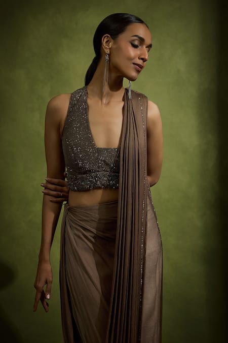 Buy Babita Malkani Brown Chiffon, Tulle Sequins V-neck Pre-draped Saree Set Online at Aza Fashions Buy_Babita Malkani_Brown Chiffon, Tulle Sequins V-neck Pre-draped Saree Set _Online_at_Aza_Fashions