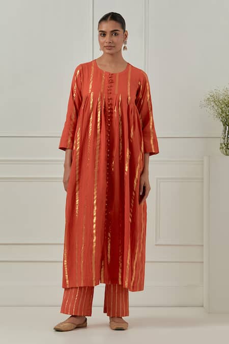 Musal_Orange Cotton, Lurex Zari Round Neck Naiki Devi Kurta Set _at_Aza_Fashions