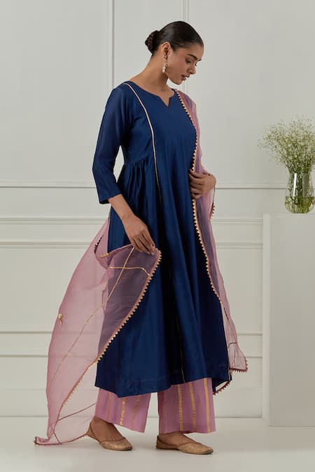 Buy_Musal_Blue Chanderi, Cotton, Lurex, Silk Organza V-neck Avantibai Kurta Set 