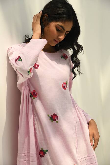 Buy Payal Pratap Pink Handloom Cotton Embroidery Round Neck Glomerata Rose Tunic Online at Aza Fashions Buy_Payal Pratap_Pink Handloom Cotton Embroidery Round Neck Glomerata Rose Tunic _Online_at_Aza_Fashions