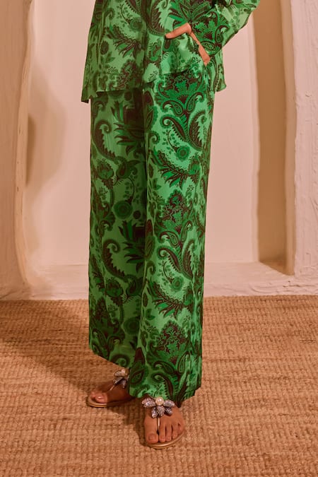 Nitara Dhanraj Label_Green Crepe Notched Neck Printed Cropped Top And Pant Set _Online_at_Aza_Fashions