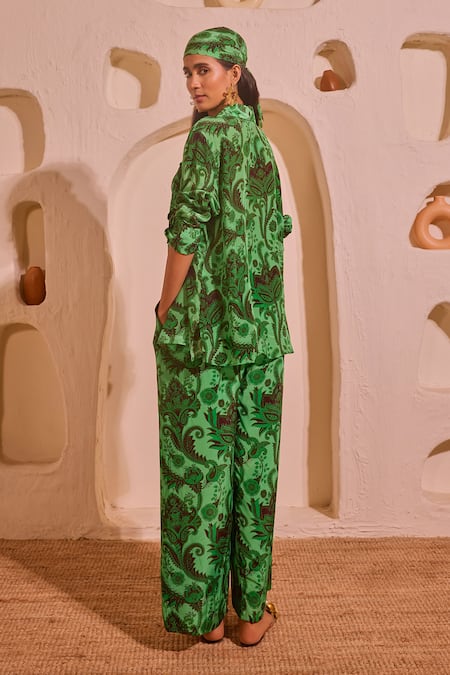 Nitara Dhanraj Label Green Printed Cropped Top & Pant Set 
