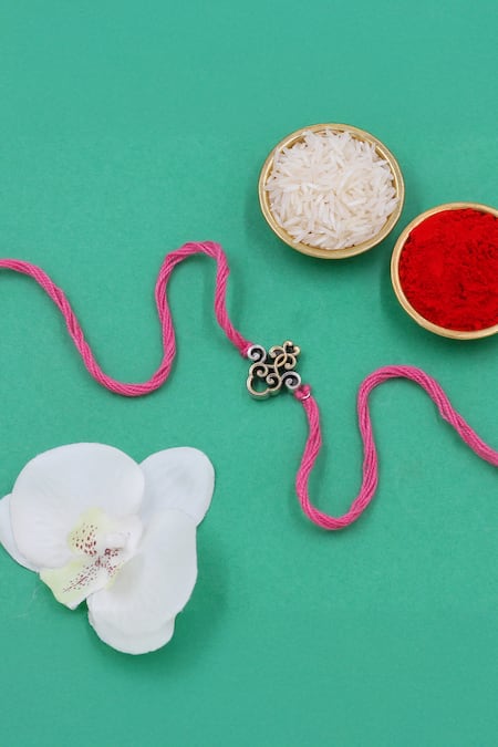 Sangeeta Boochra Heritage Knot Silver Rakhi 