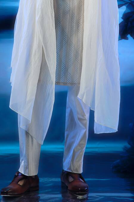 Mandira Wirk - Indian_Ivory Chanderi, Linen Kurta Set With Dupatta _Online_at_Aza_Fashions