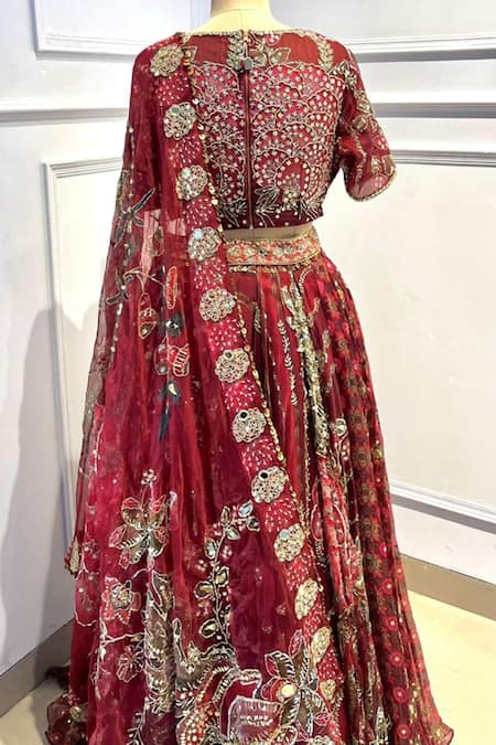 Mahima Mahajan_Red Organza Mirrors, Sequins, Embroidery Sindoori Lehenga Set With Veil _Online_at_Aza_Fashions