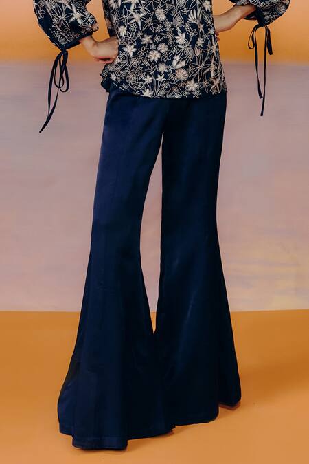 Buy Mishru Navy Silk, Satin Embroidery Collared Blue Designer Yuan Top Set Online at Aza Fashions Buy_Mishru_Navy Silk, Satin Embroidery Collared Blue Designer Yuan Top Set _Online_at_Aza_Fashions