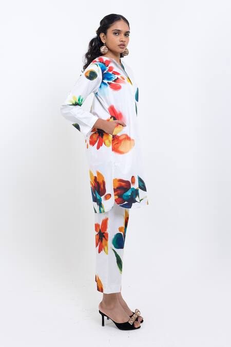 Pop Sugar_Multi Color Cotton Split V-neck Hand Printed Floral Kurta And Pant Set _Online_at_Aza_Fashions