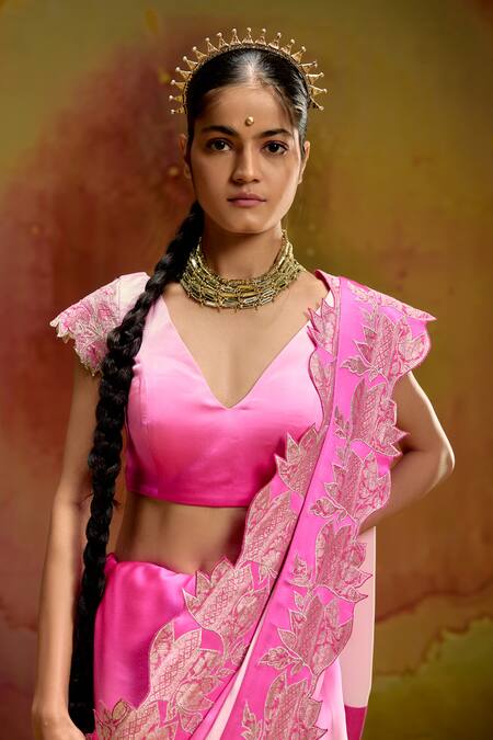 Shop_Kavitha Gutta_Pink Satin Embroidery, Zari V-neck Baby Ombre Saree With Border _Online_at_Aza_Fashions
