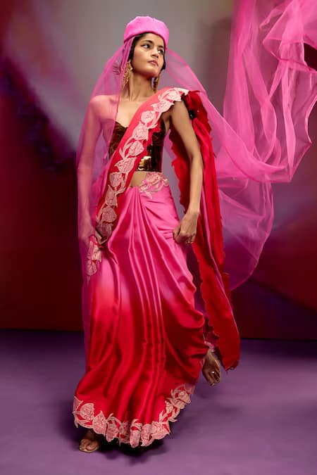 Kavitha Gutta Pink Satin Zari Square Neck Ombre Saree With Applique 