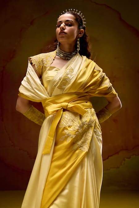 Kavitha Gutta_Yellow Satin Embroidery, Zari Sweetheart Neck Light Ombre Saree With Blouse _Online_at_Aza_Fashions